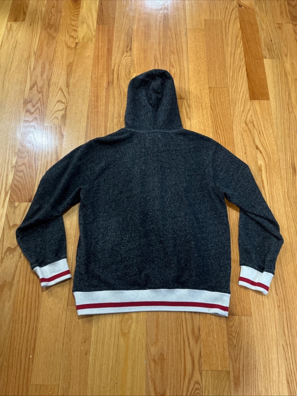 Genuine Roots Cabin Canada Hoodie Men’s Size Medium Sweater - Picture 4 of 5